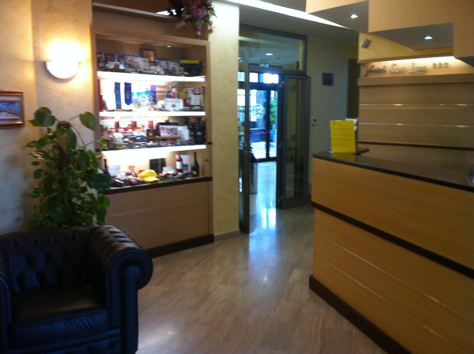 Hotel San Luca Rossano Luaran gambar